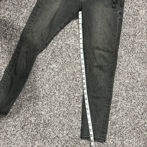 Banana Republic Mid Rise Skinny Utility Black Washed Jean size 4/27 - Picture 9 of 9